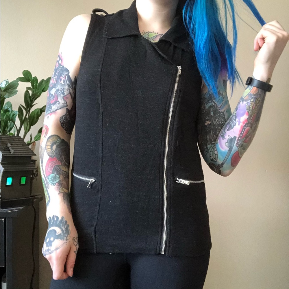 Zip Up Vest